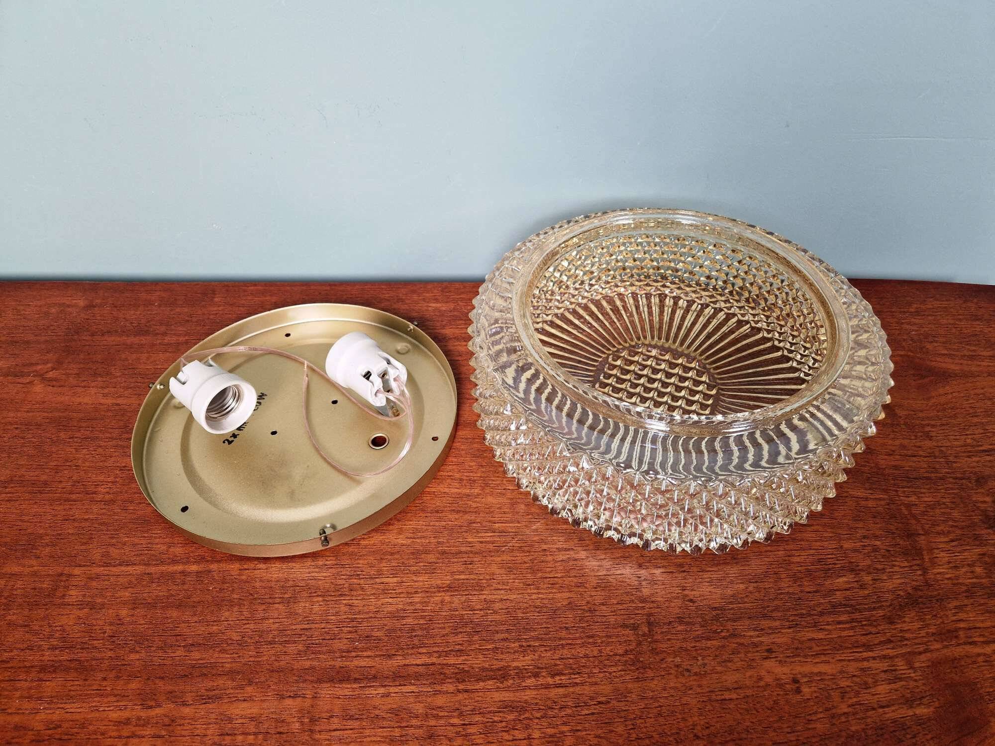 Plafonnier ou applique murale en cristal ambré et métal doré, 1970