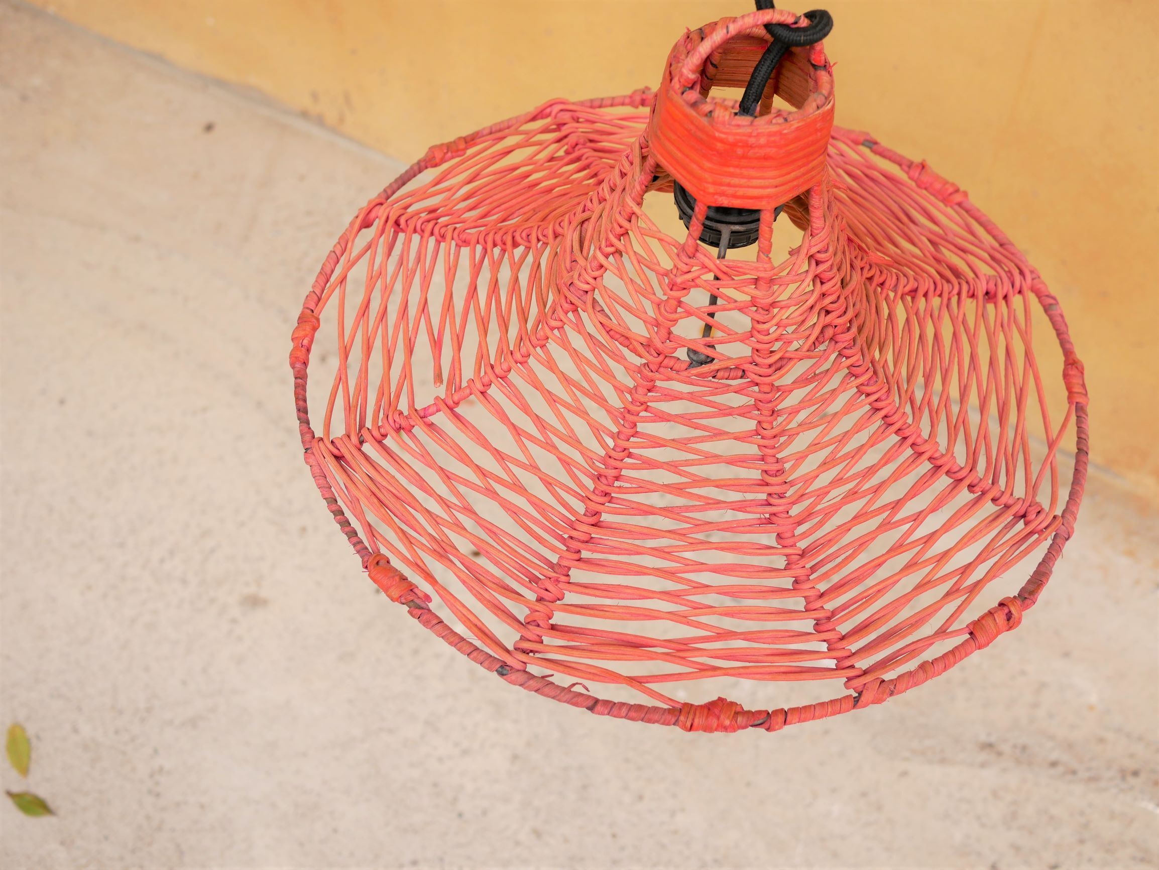 Vintage tulip hanging lamp in rattan