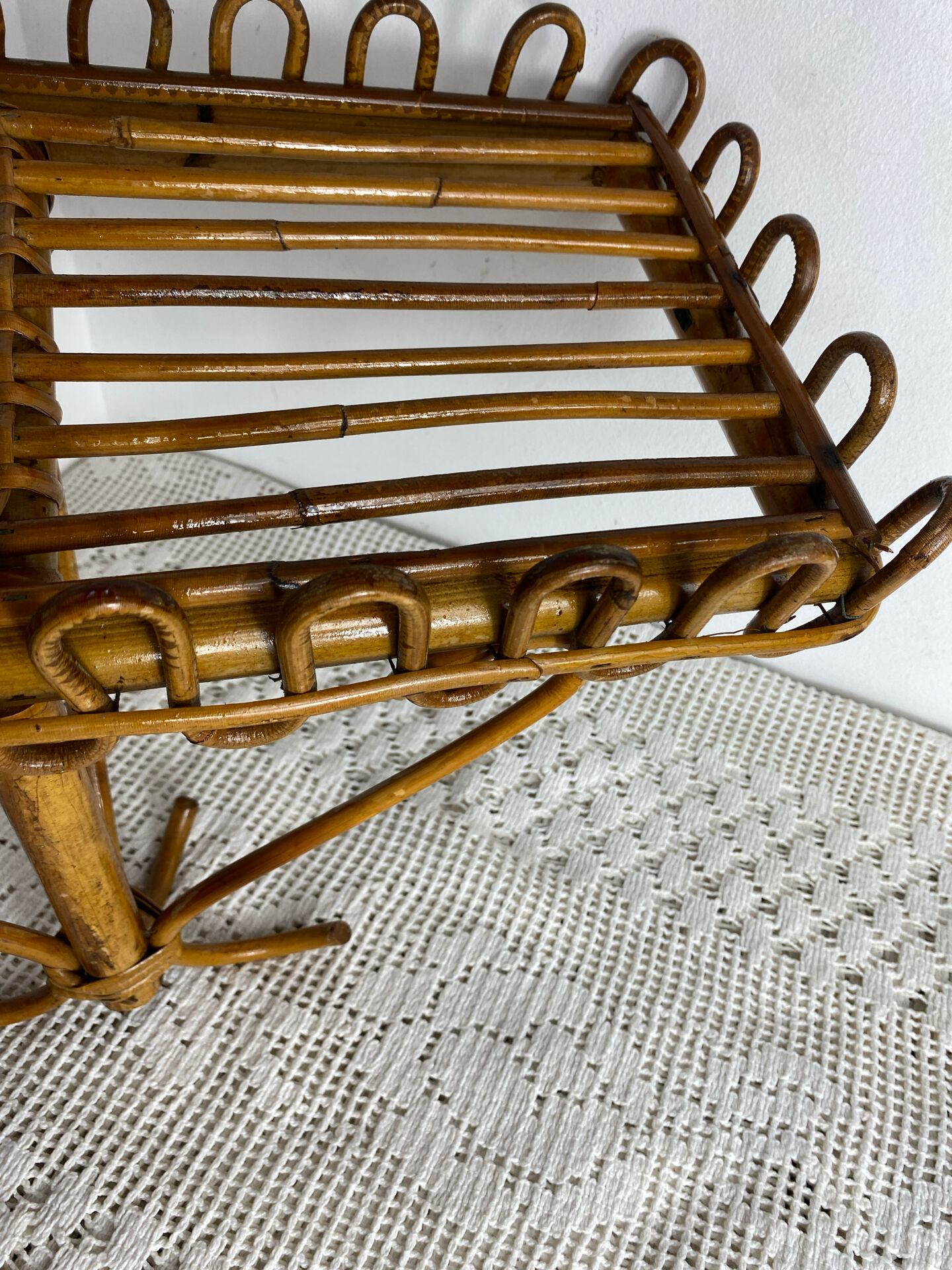 Shelf or wall console in rattan and bamboo