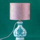 Lampe de table en céramique Royal Delft bleu-vert avec abat-jour jacquard paon rose