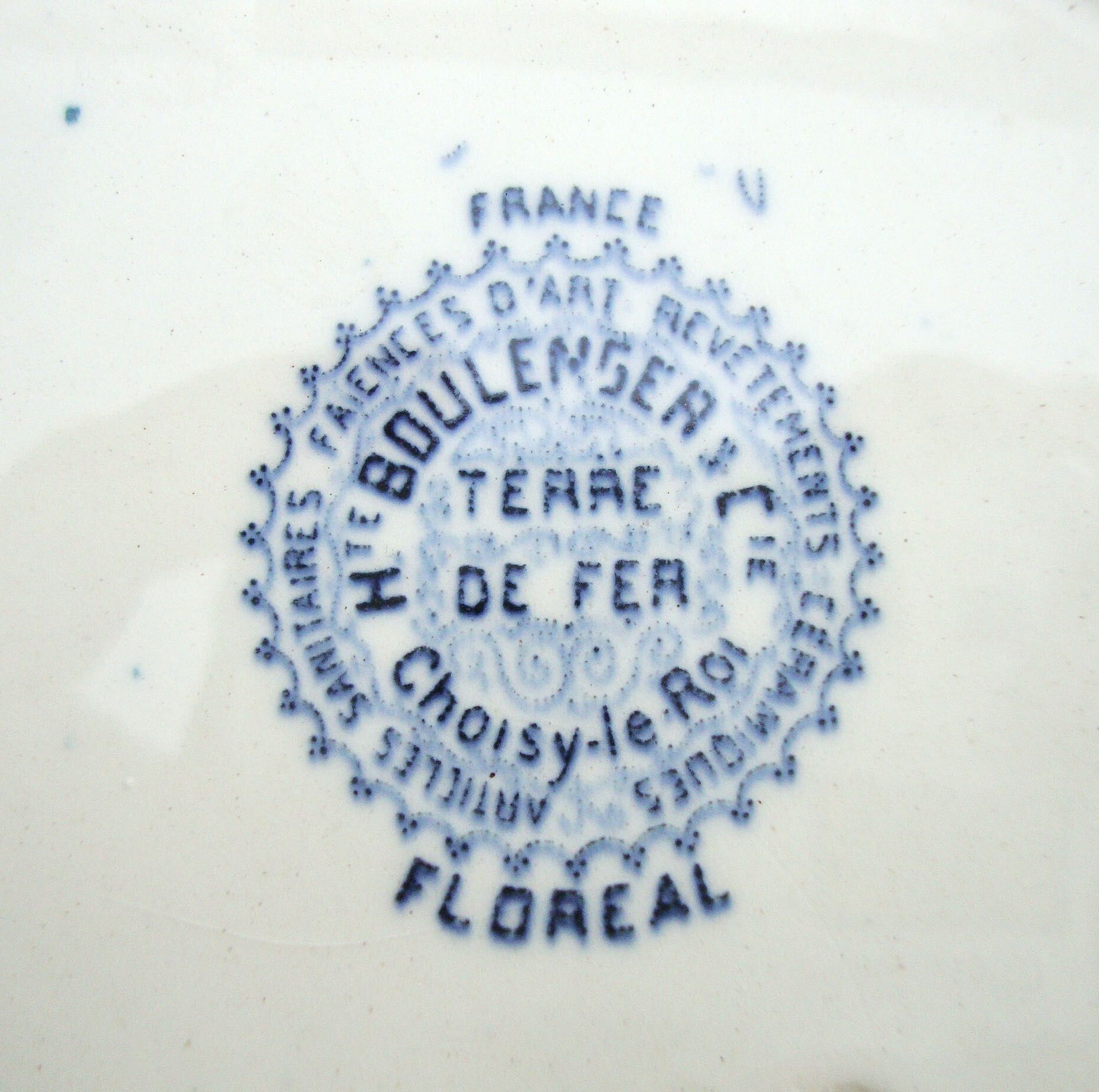 Set of 6 plates of the Art Faïencerie de Choisy-le-Roi