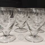 17 small crystal liquor glasses, chiseled pattern - Perfect condition.