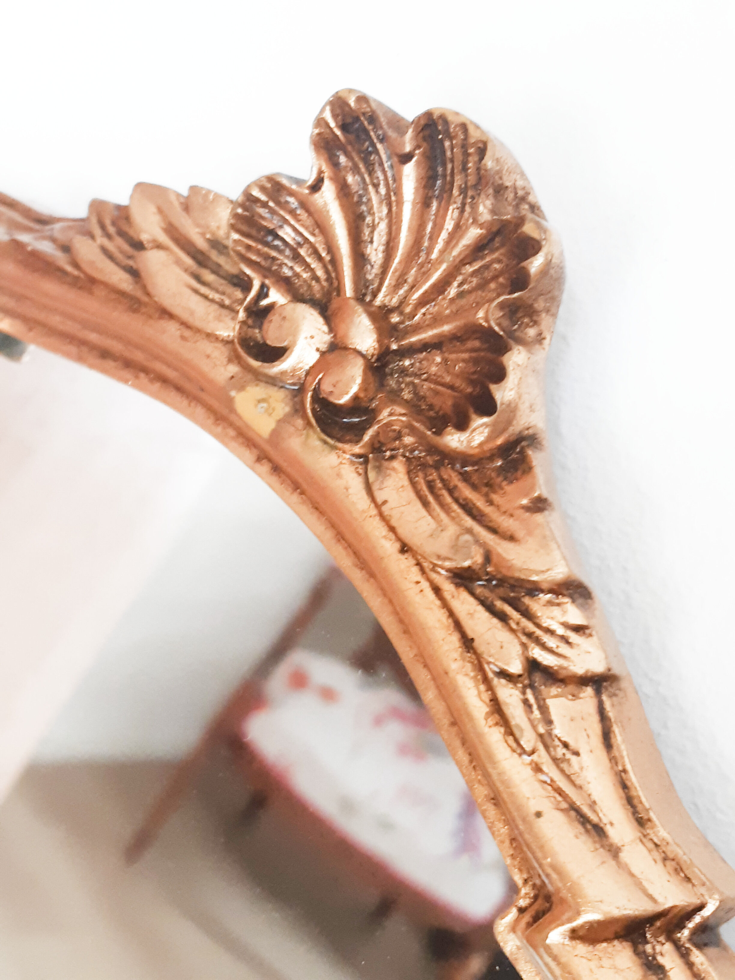 Mirror rocaille Louis XV style, gilded frame, 38 x 25 cm