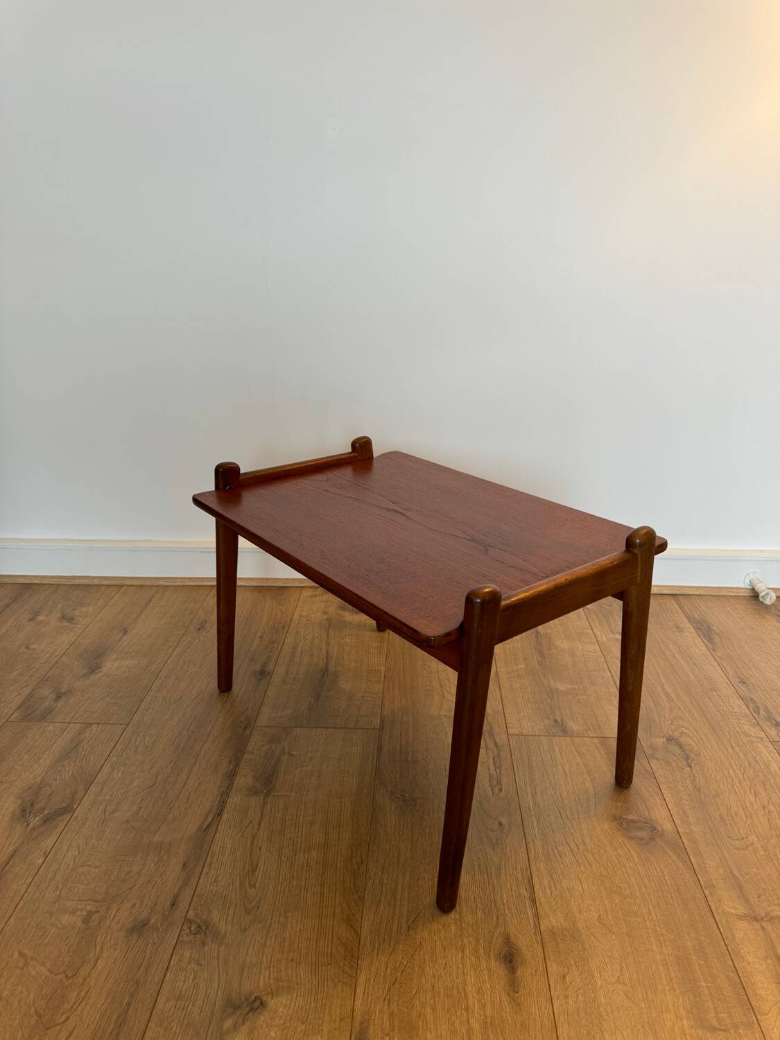 Table d'appoint vintage années 1960 en teck