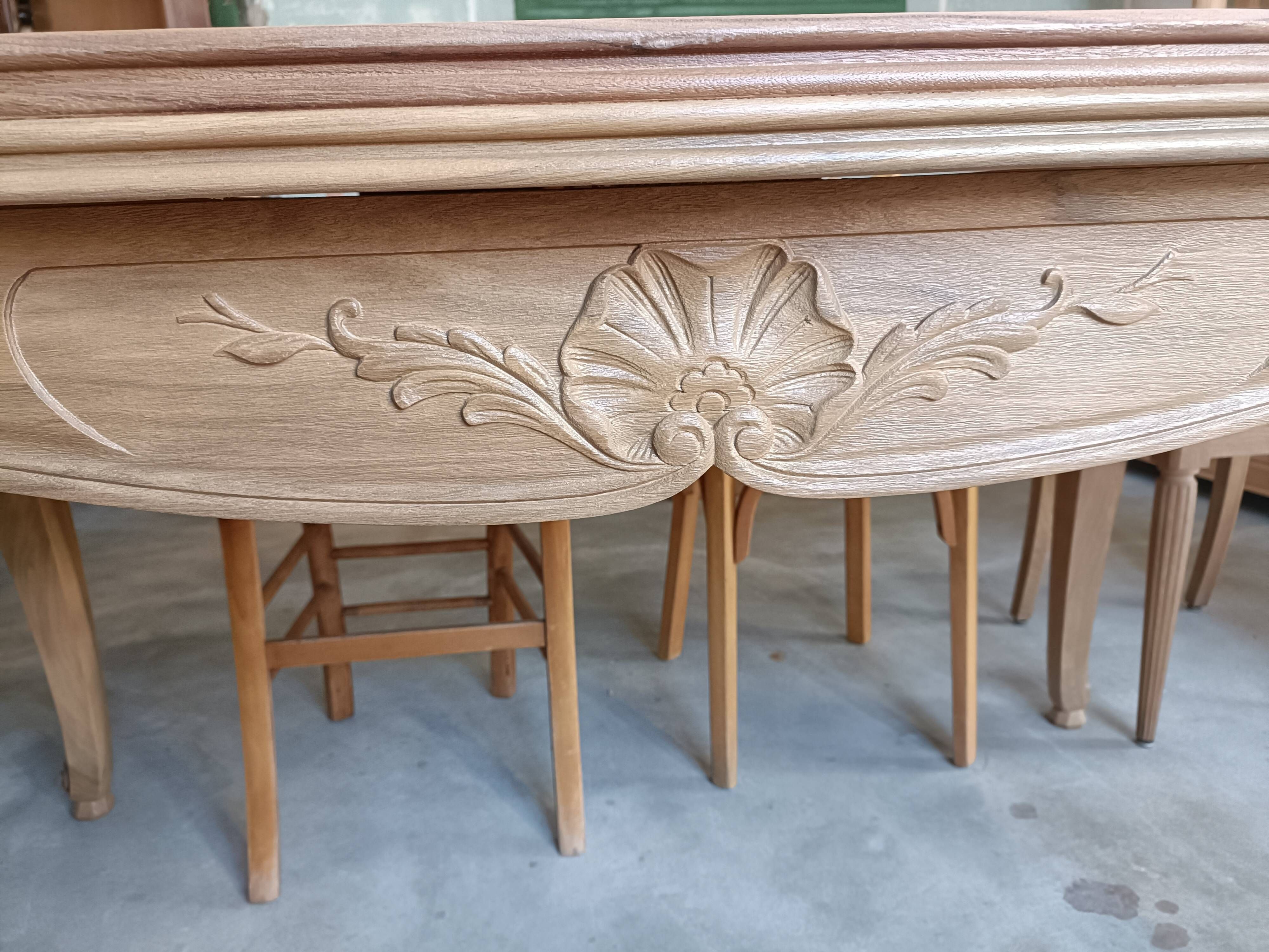 Table à manger Louis XV rénovée