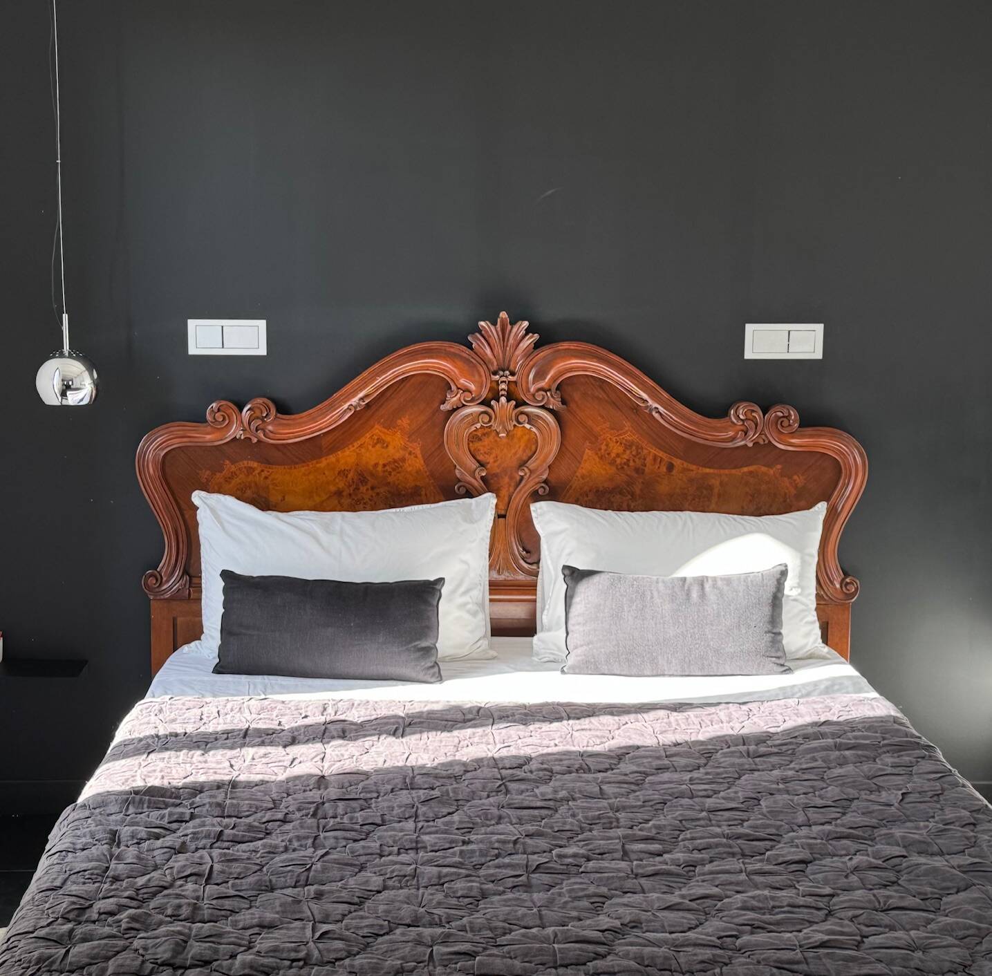 Antique headboard 160 cm