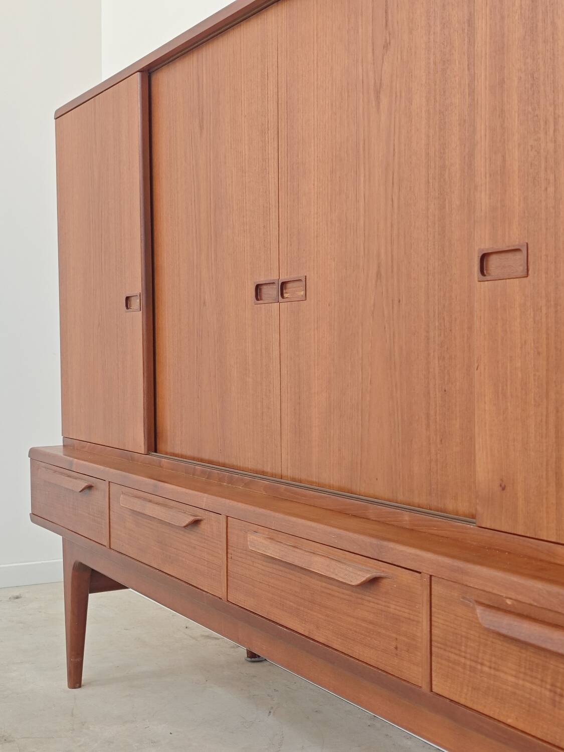 High enfilade by Johannes Andersen by Bordum & Nielsen, Samcom teak