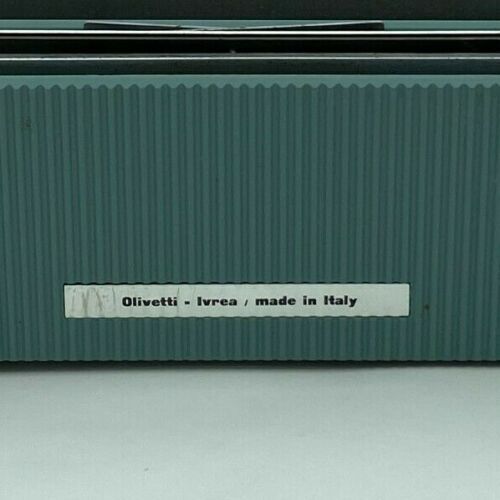 Machine a ecrire portative olivetti lettera 22 6 111 housse 1950 vintage