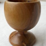 6 wooden egg cups