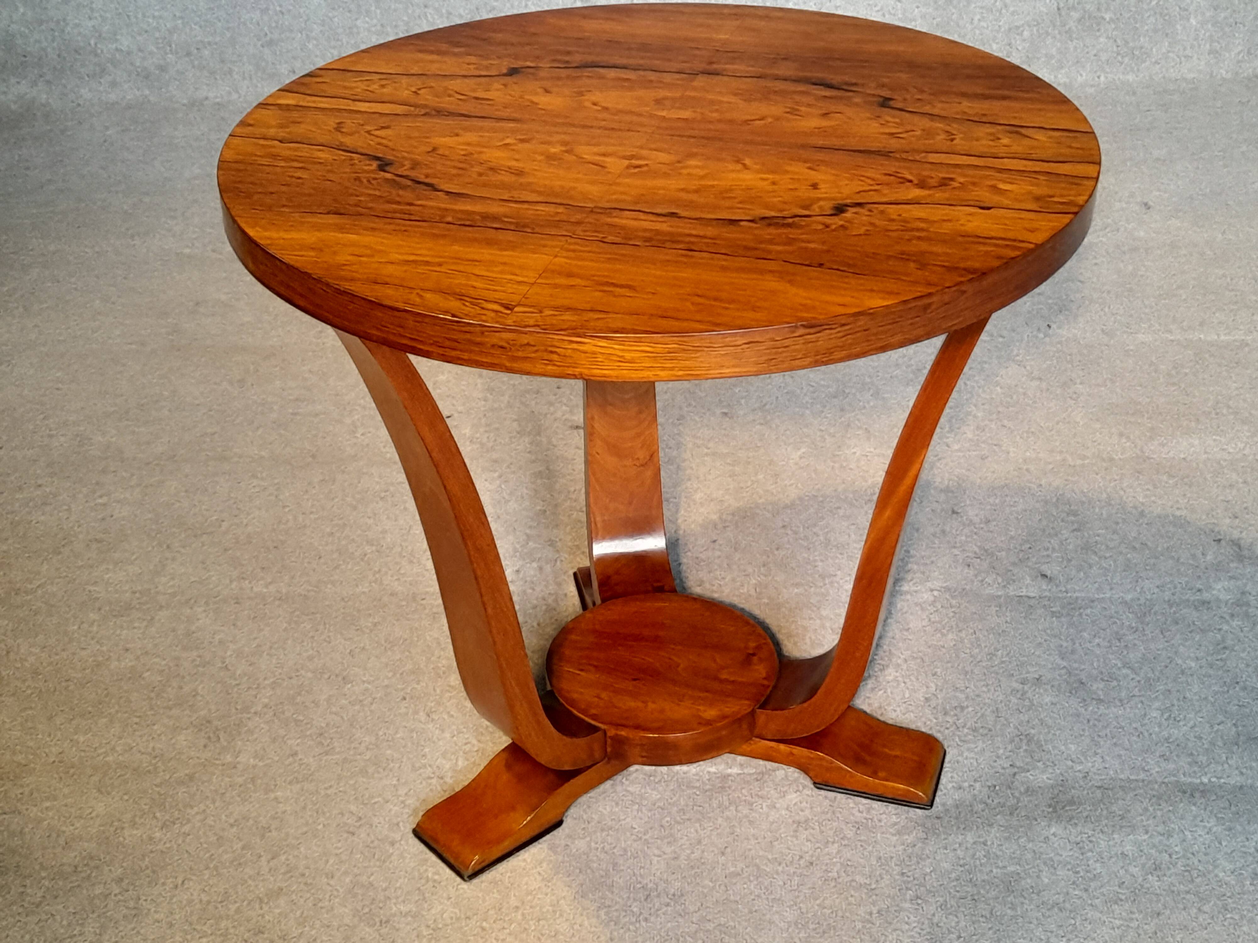 Art Deco pedestal table