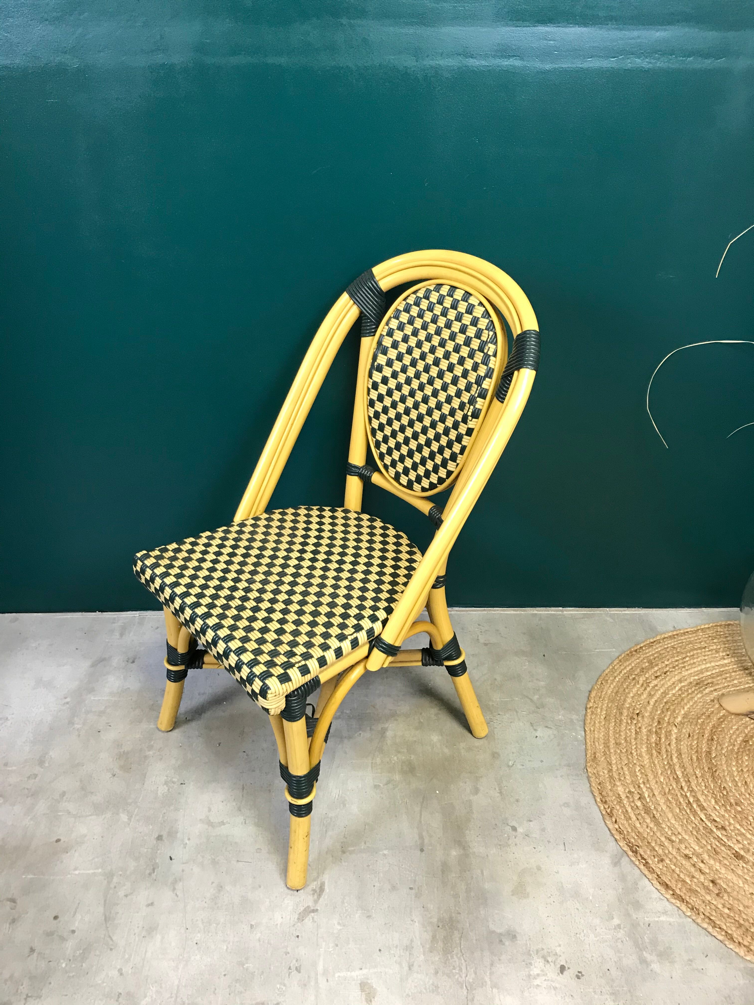 Série de 4 chaises de terrasse parisienne