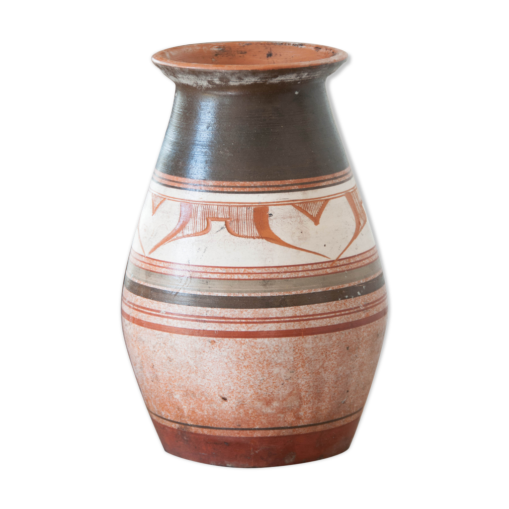 Vase En Poterie Sculptée De Guyane - Décoration Fleurs Et Singe, Couleur Marron, Occasion
