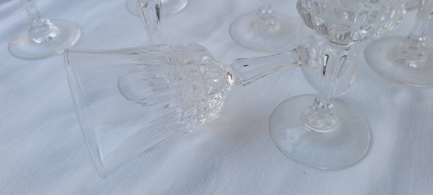 Set of 20 70's stemmed glasses