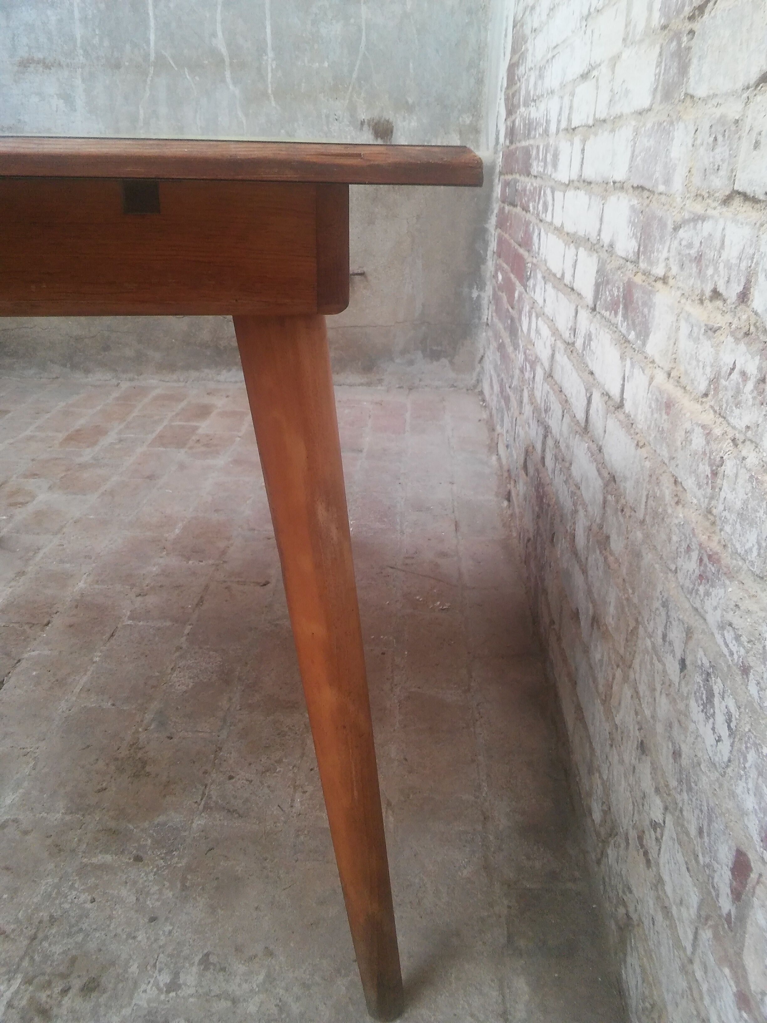 vintage table 50/60