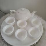 Small white jade service