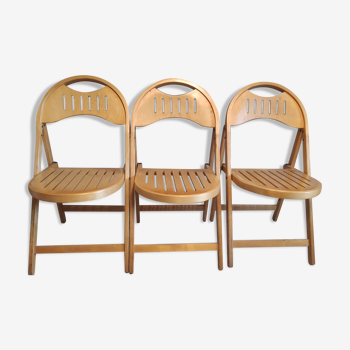 Varnished wood folding chairs stamped otk no.23