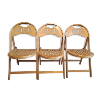 Chaises pliantes bois verni estampillées otk n°23