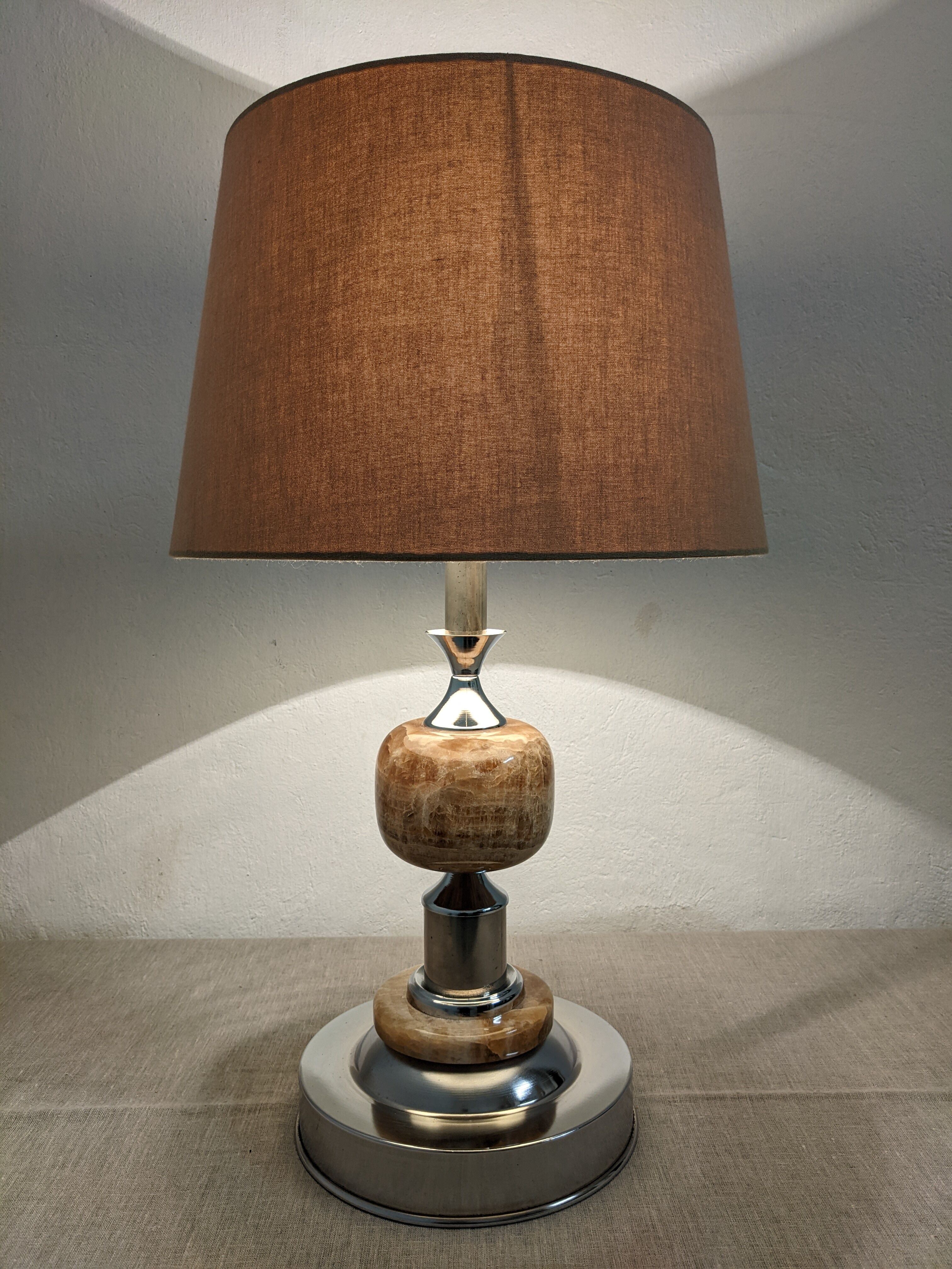 Living room lamp in onyx and chrome metal of the 70s