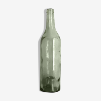 Glass bottle