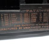 Old typewriter Underwood azerty