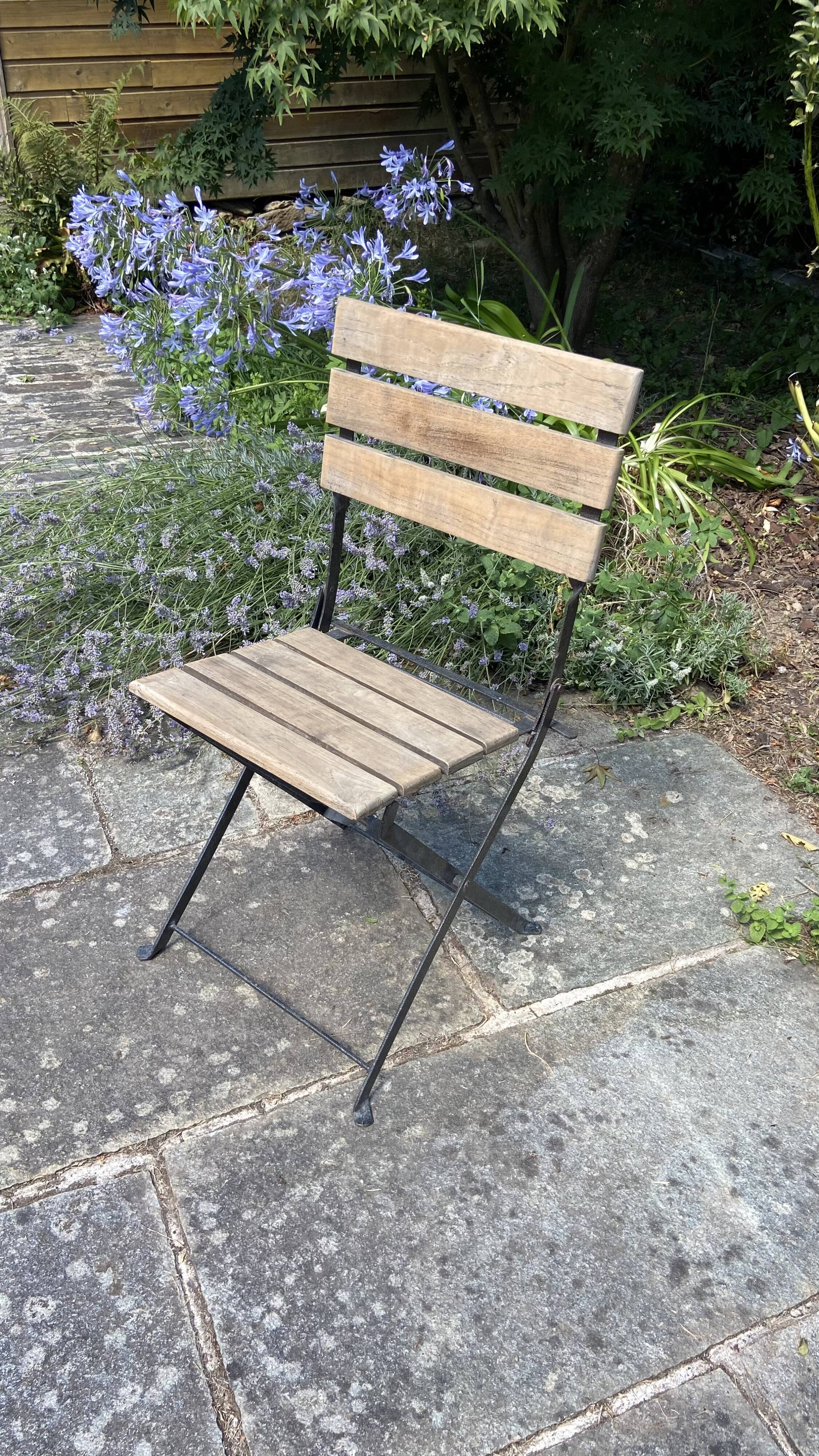 Chaise de jardin pliante bois et fer forgé