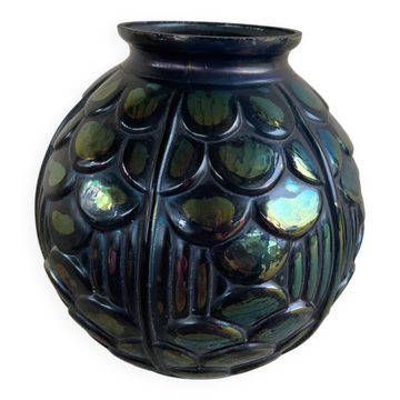 Vase boule Art Déco noir et irisé bleu, Manufacture Française