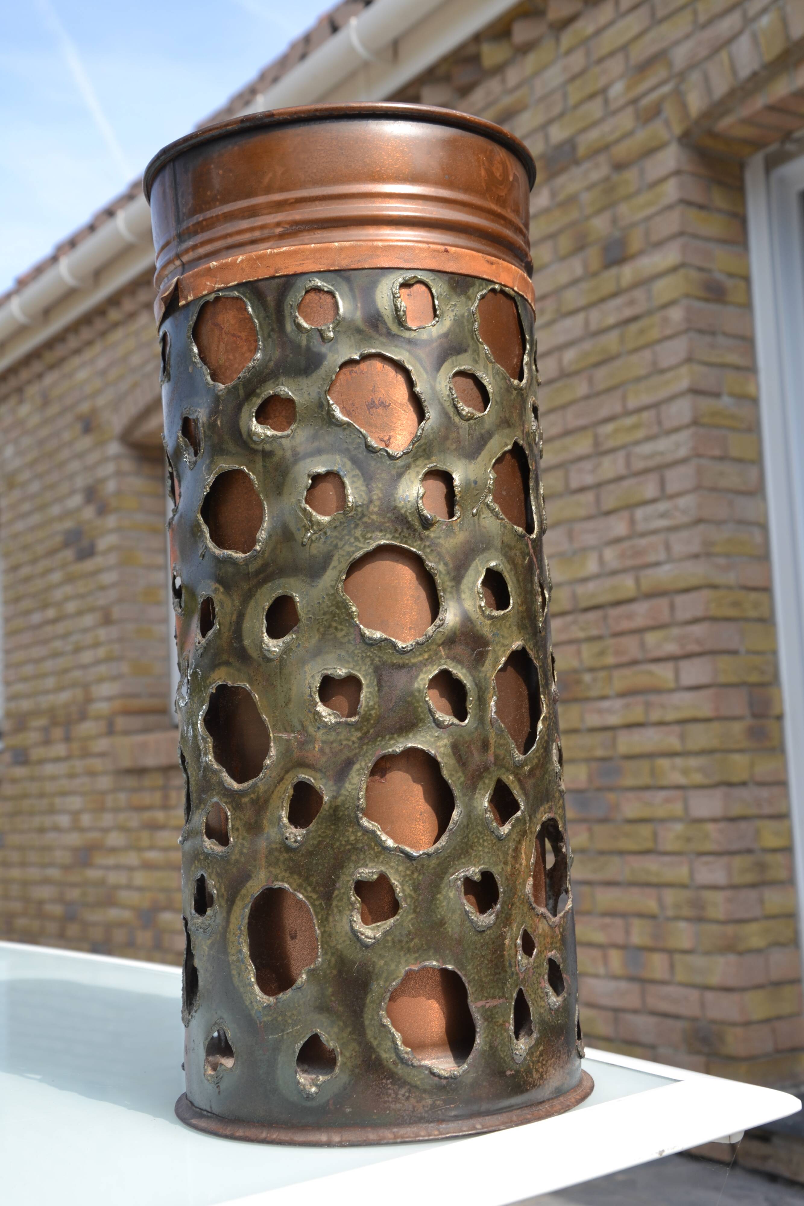 Vintage umbrella stand Sara Italy "copper blade"