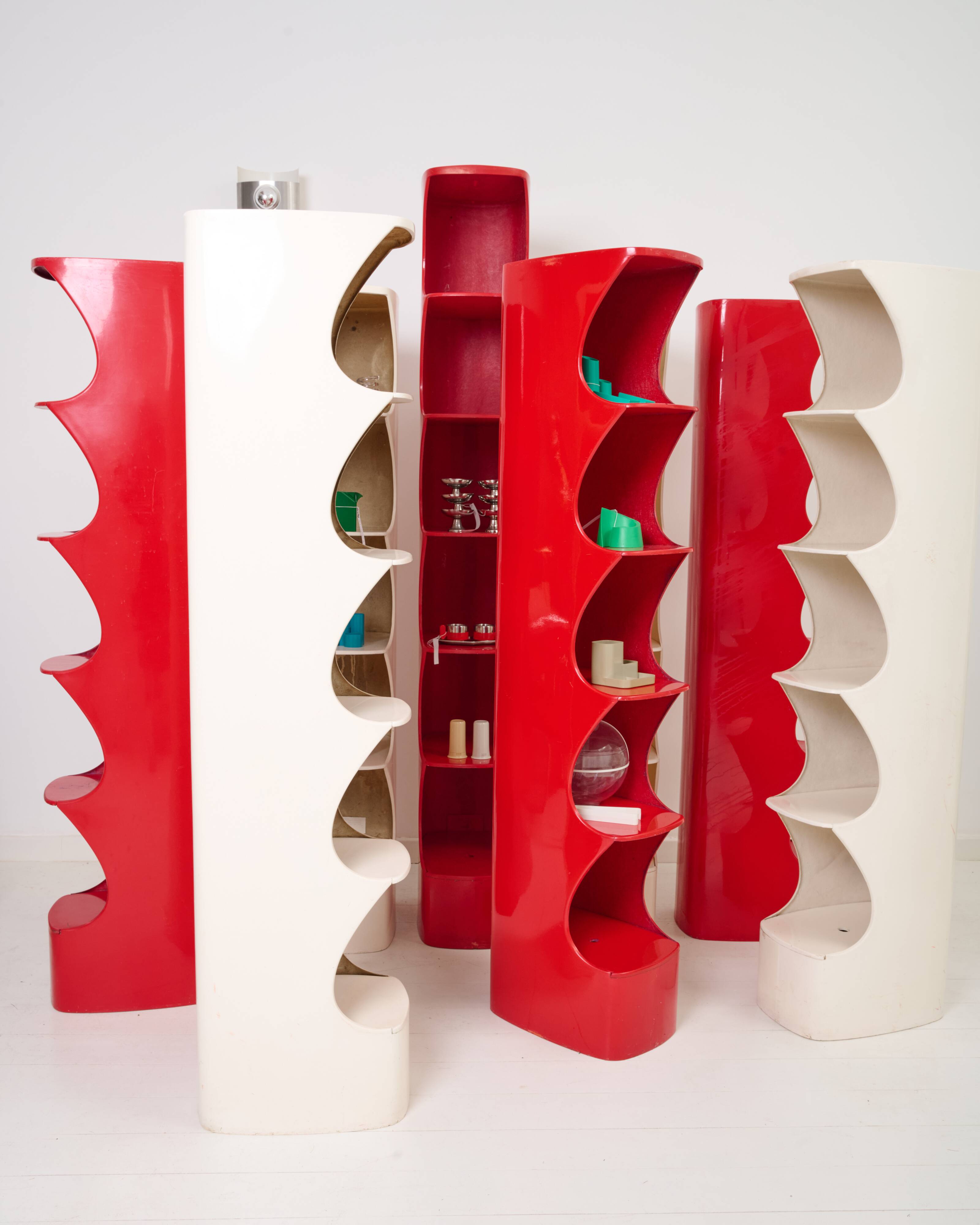 Red "Totem" column, Valeric Doubroucinskis, Rodier 1970s