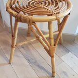 Rattan stool/harness
