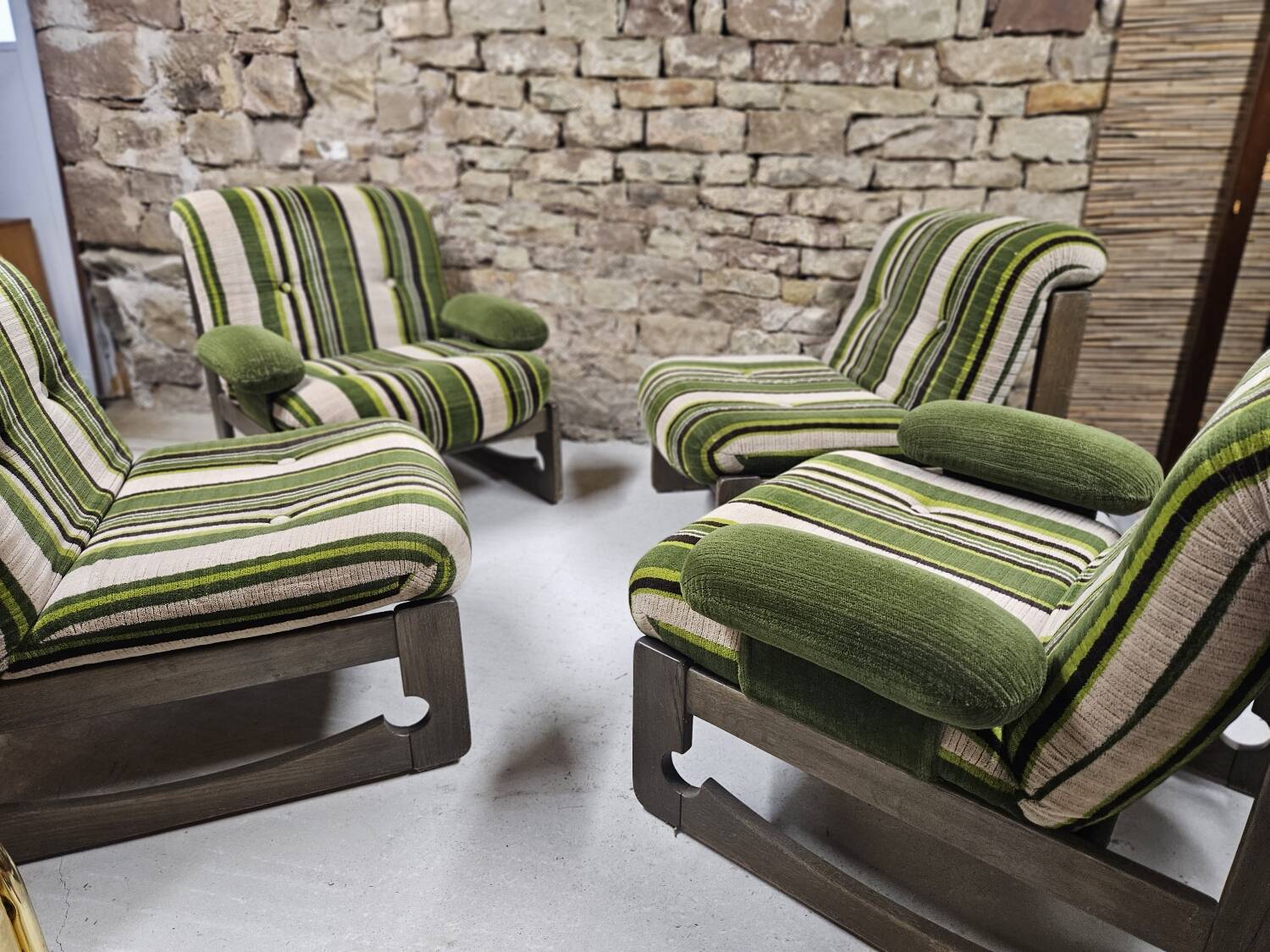 Set of 4 armchairs 1960/1970