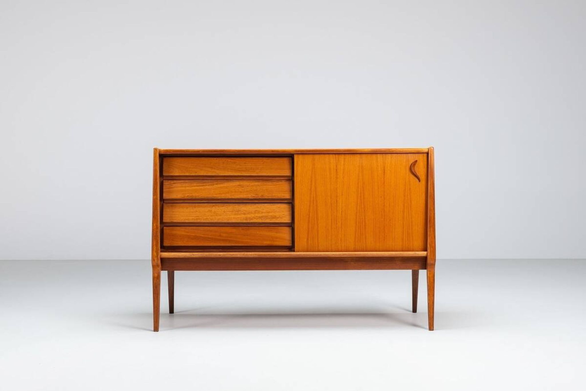 Bosteels Meubelen unique small sideboard walnut Belgium 1960