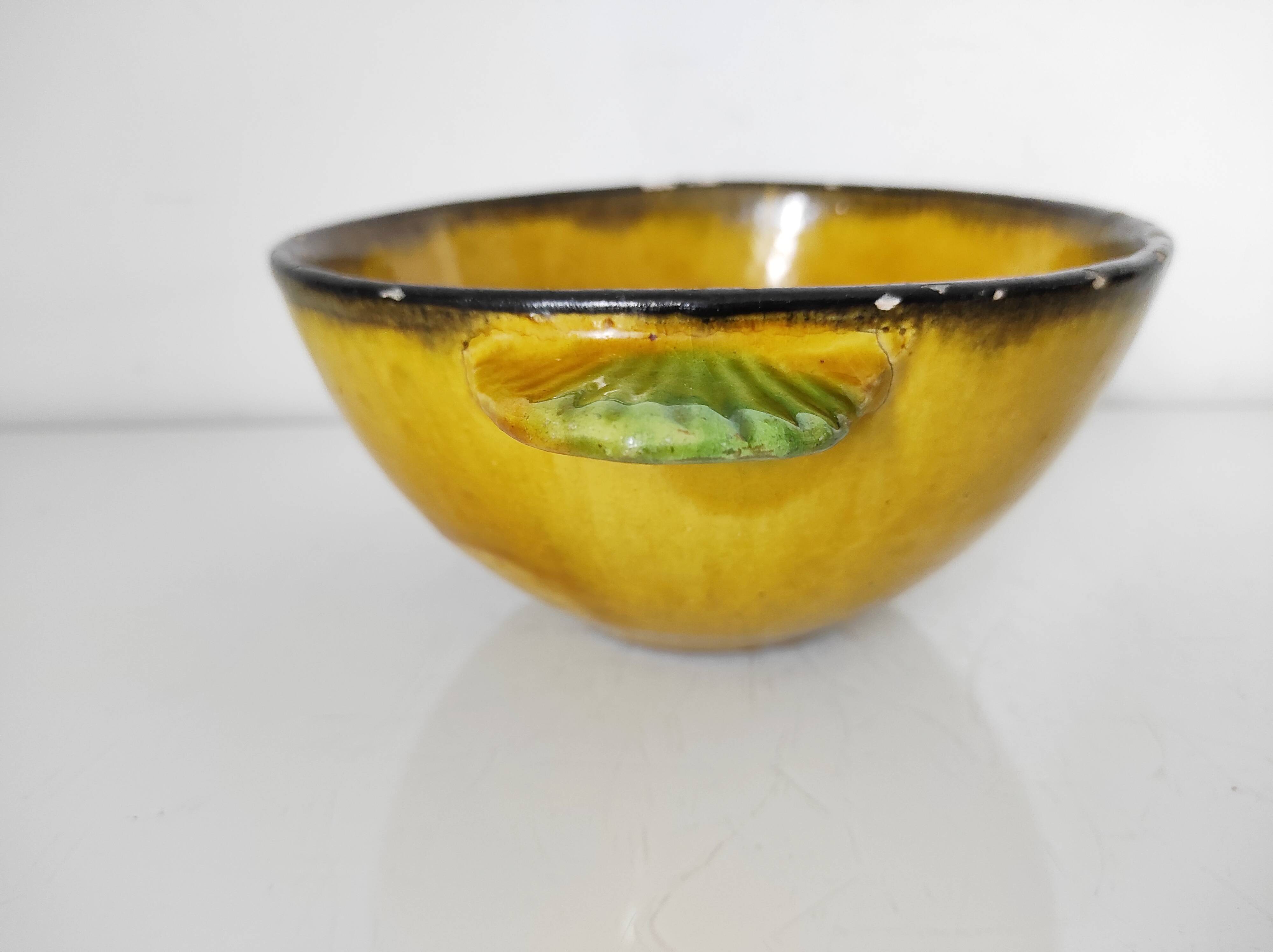 Bol en céramique jaune Biot