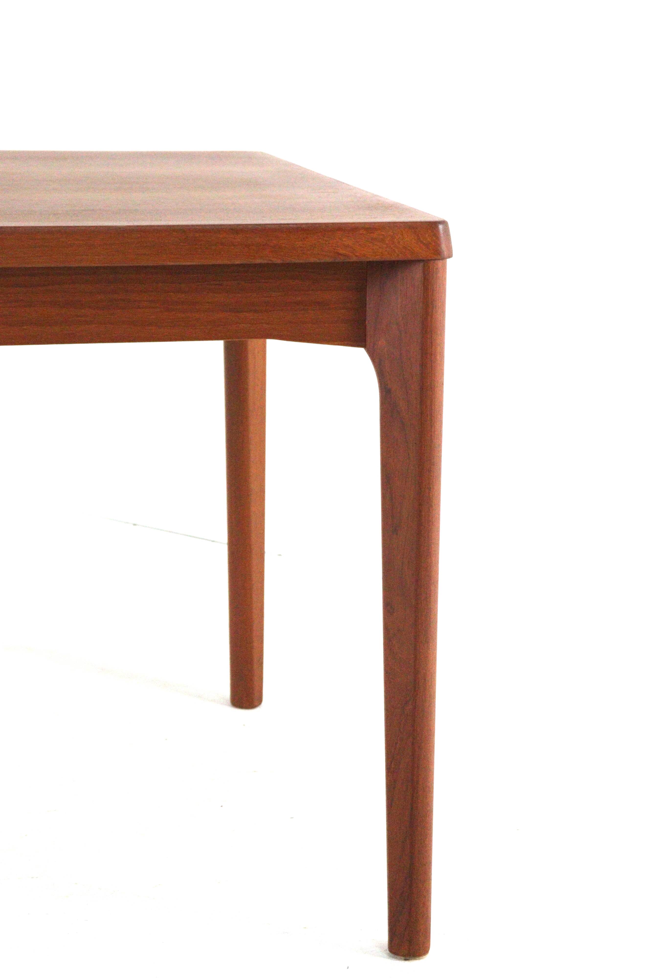 Henning Kjearnulf Vejle rectangular extendable dining table - danish design