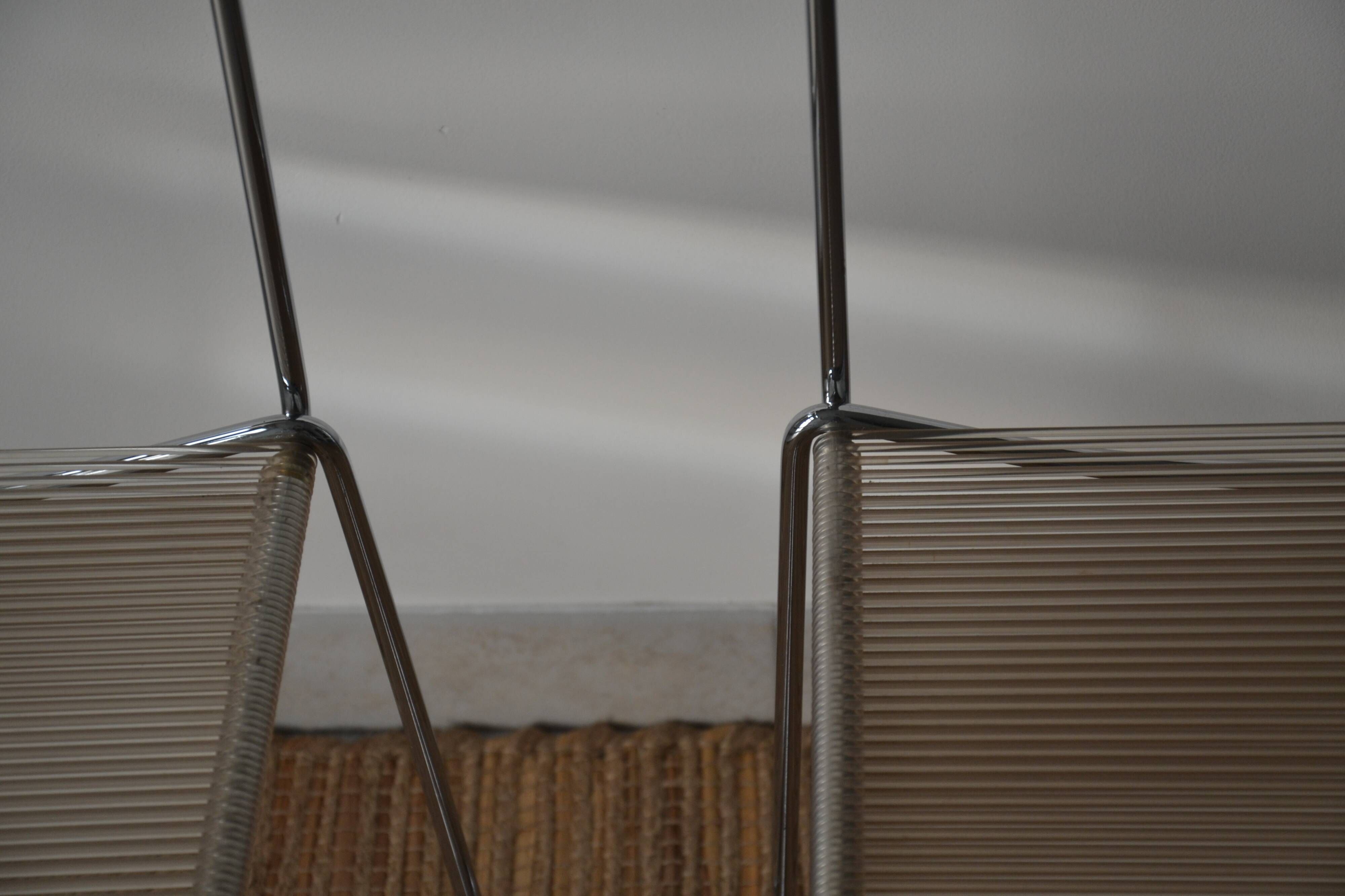 Chaises "spaghetti"  Italie Giandomenico Belotti 1979
