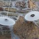Lot de 4 suspensions en opaline blanche festonnée art Deco