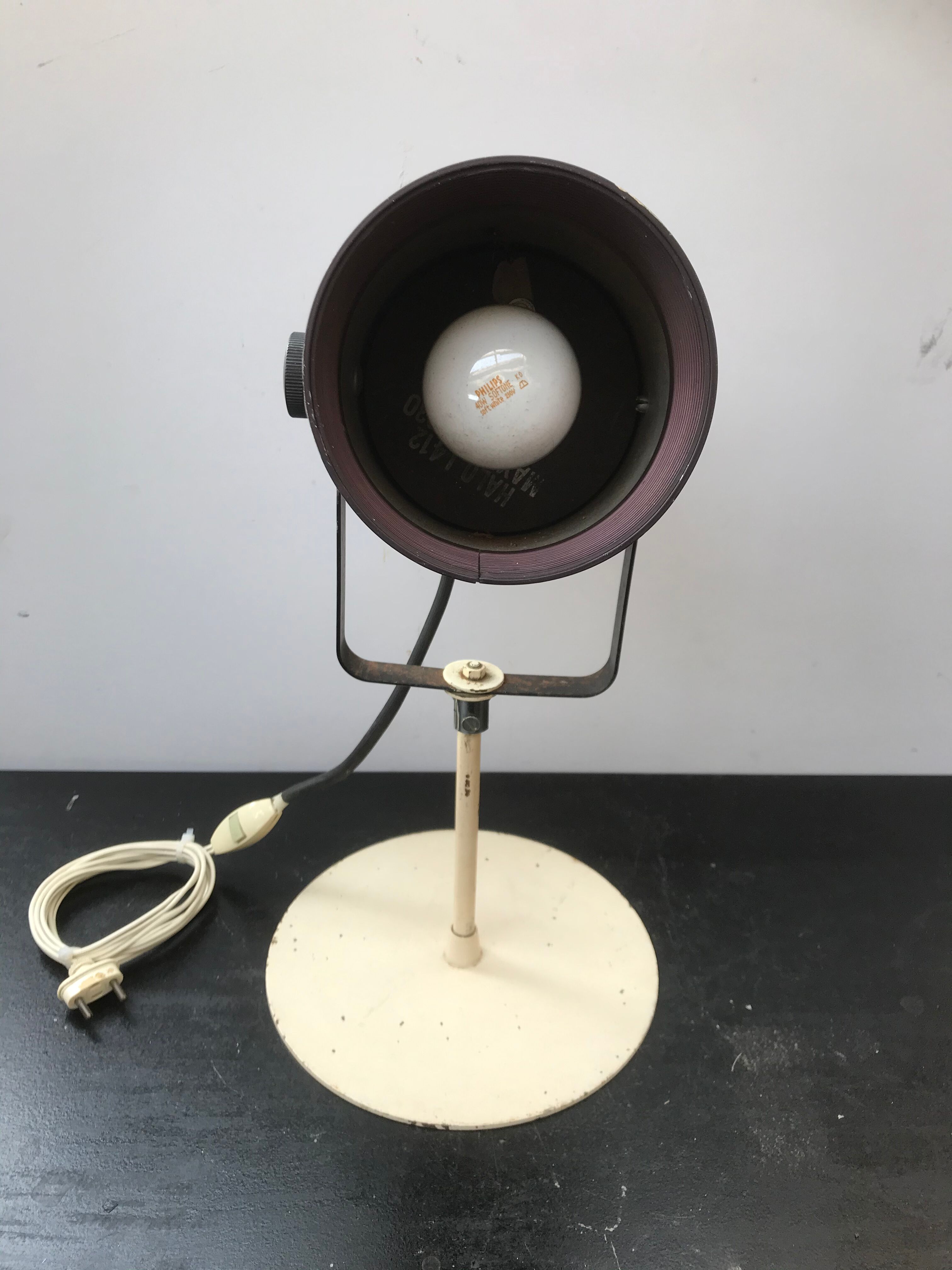 Lampe de bureau industrielle