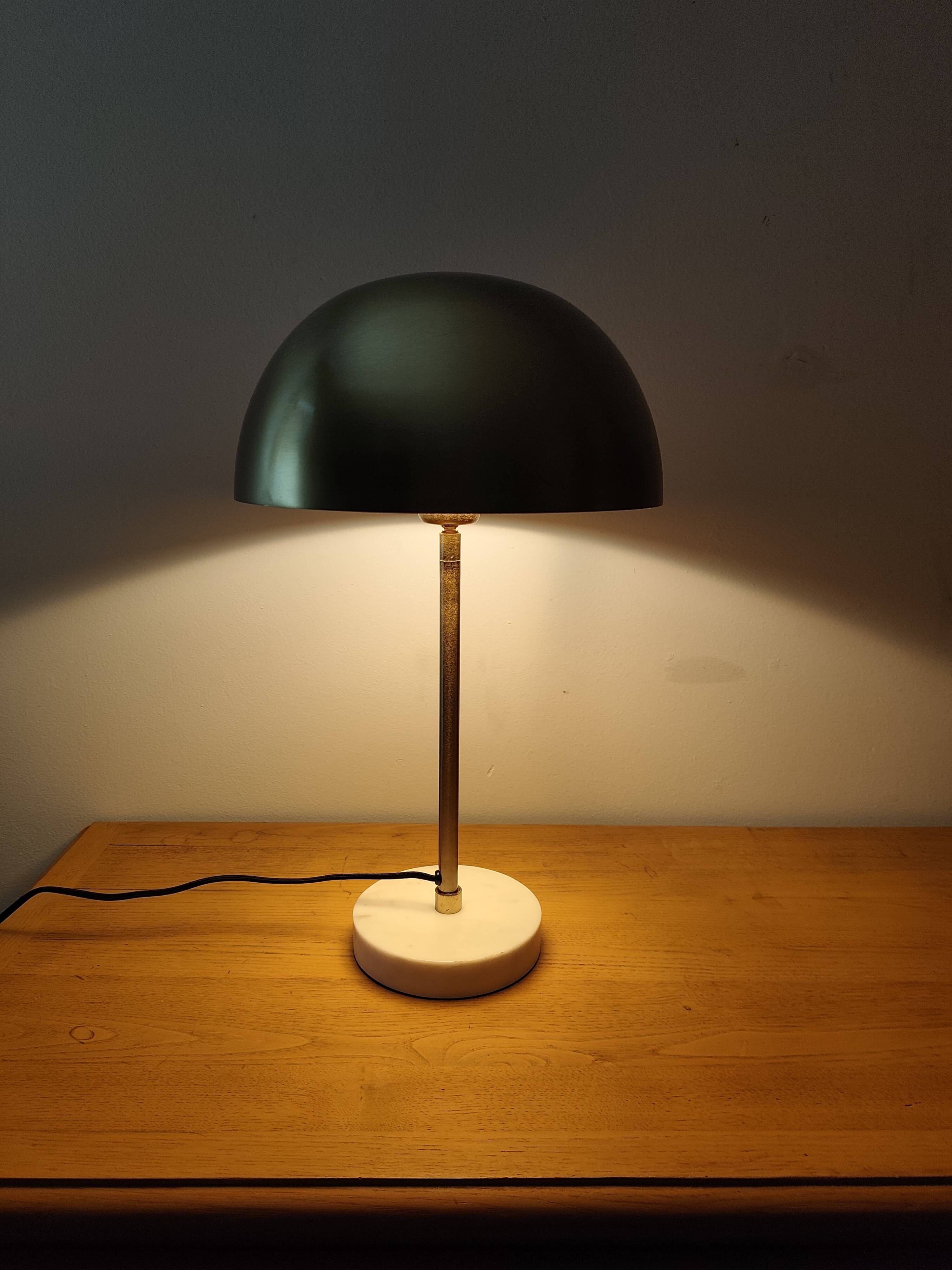 Golden mushroom lamp