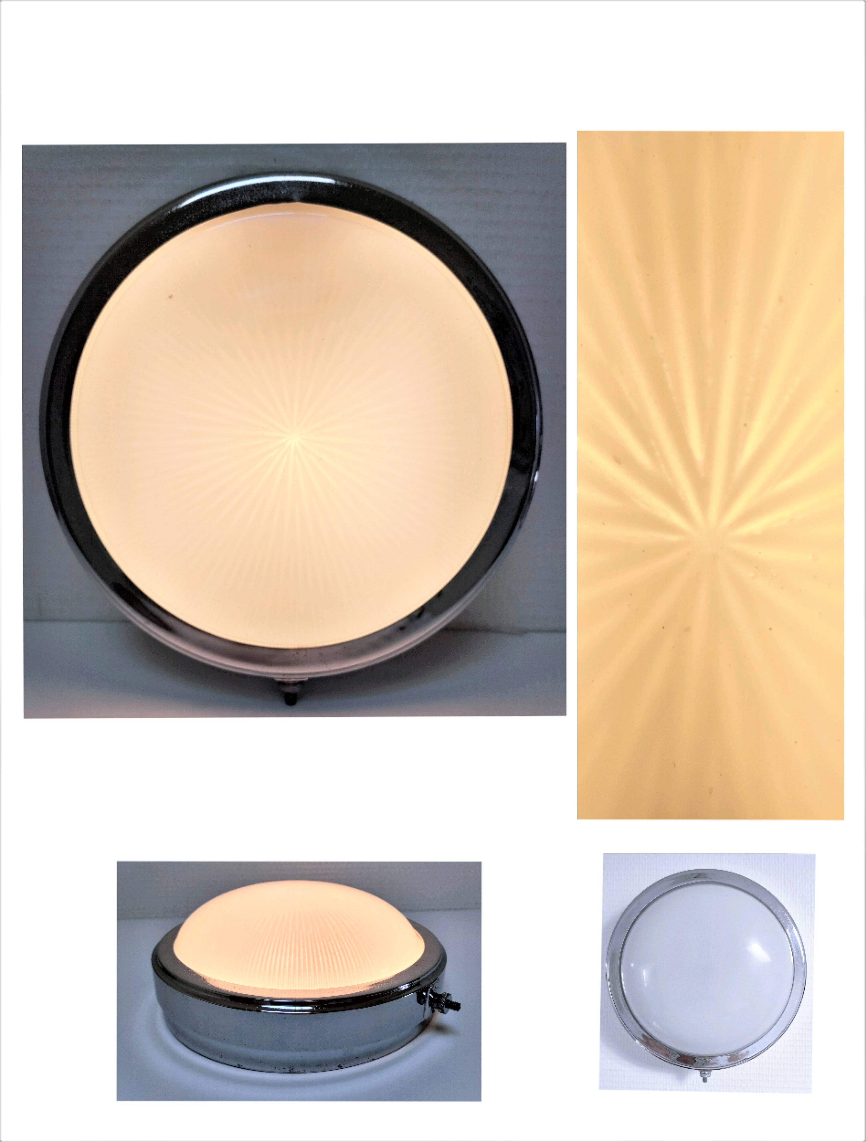 Wall lamp Art Deco opaline chromed metal 30s