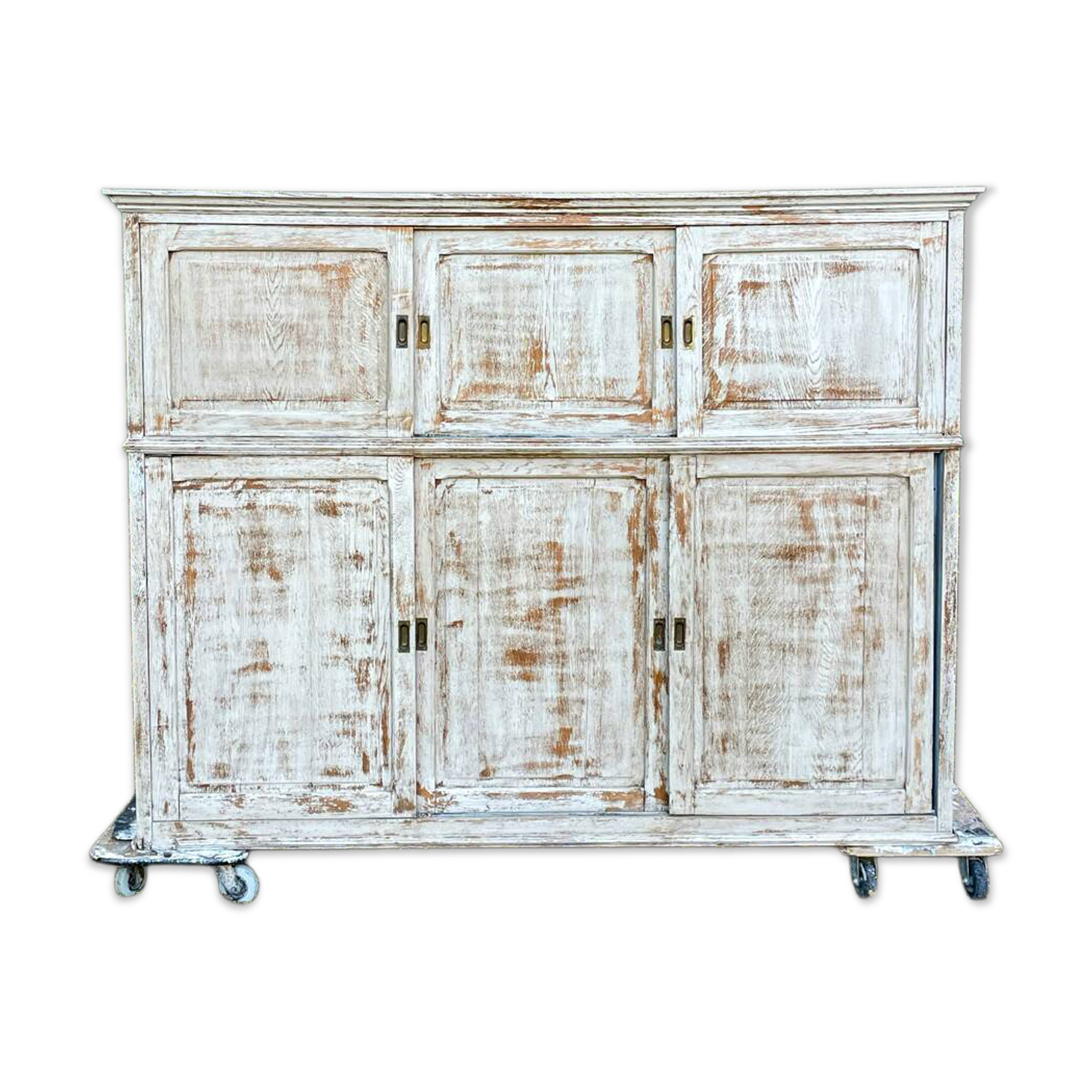 Workshop furniture in oak from the 20th century.