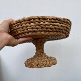 Fruit bowl on stand in woven rattan
