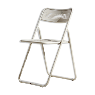 White Metal Folding Chair