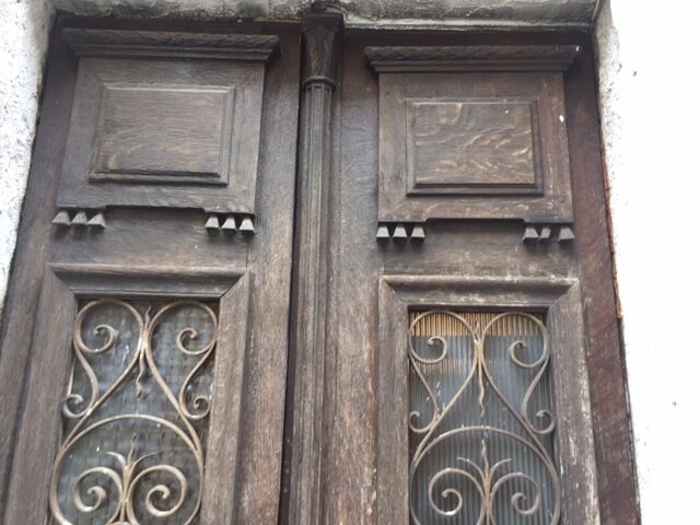 Old door has 2 doors oak
