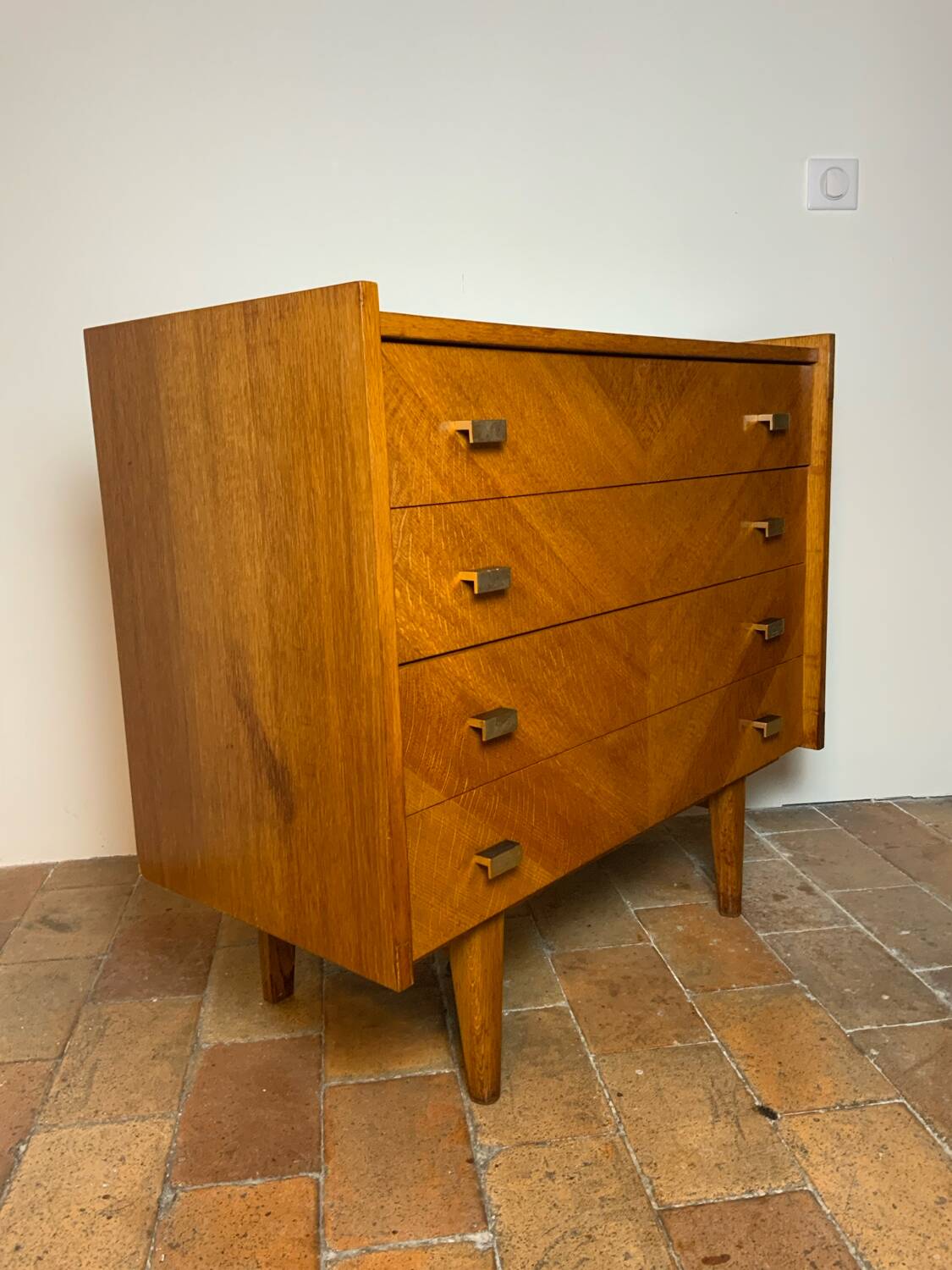 Vintage chest of drawers