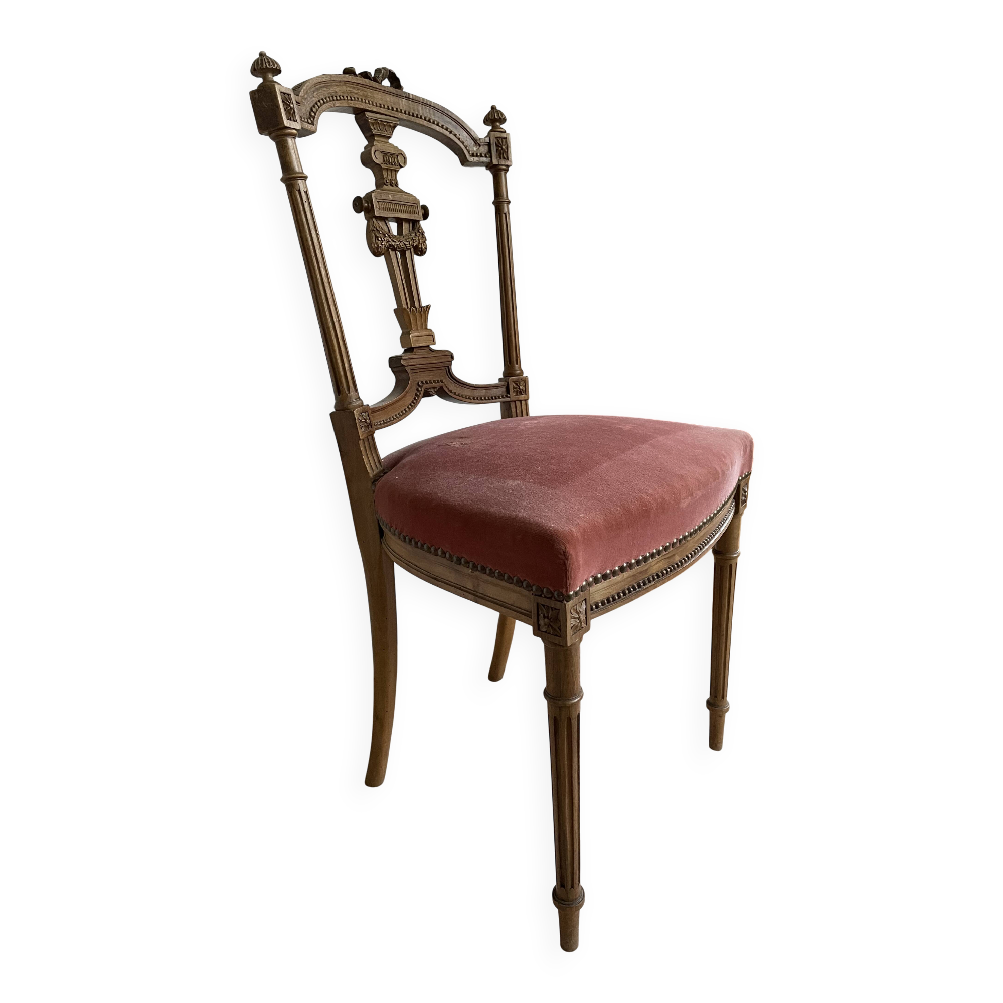 Elegant louis xvi style chair in carved wood
