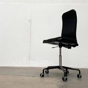 Vintage swivel office chair Supporto Series by Frederick Scott for Hille, 1970s