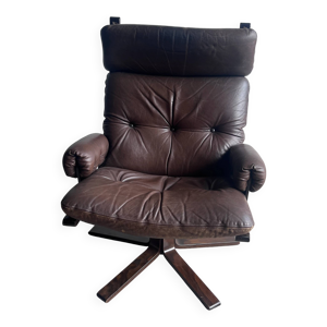 Fauteuil lounge pivotant