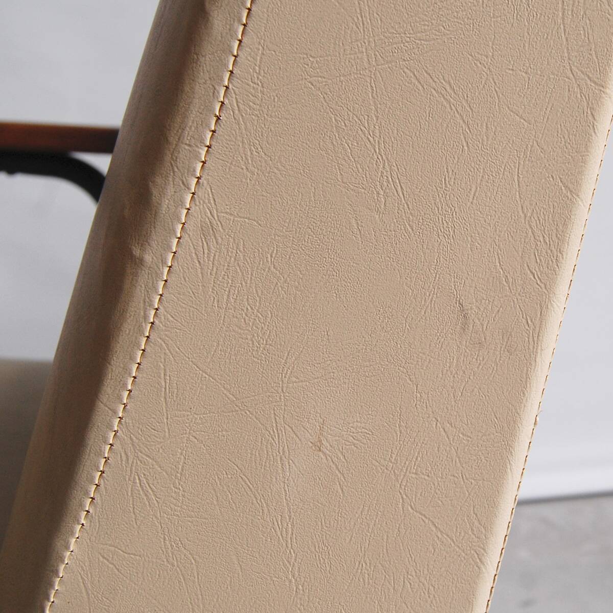Fauteuil Rio par Pierre Guariche pour Meurop