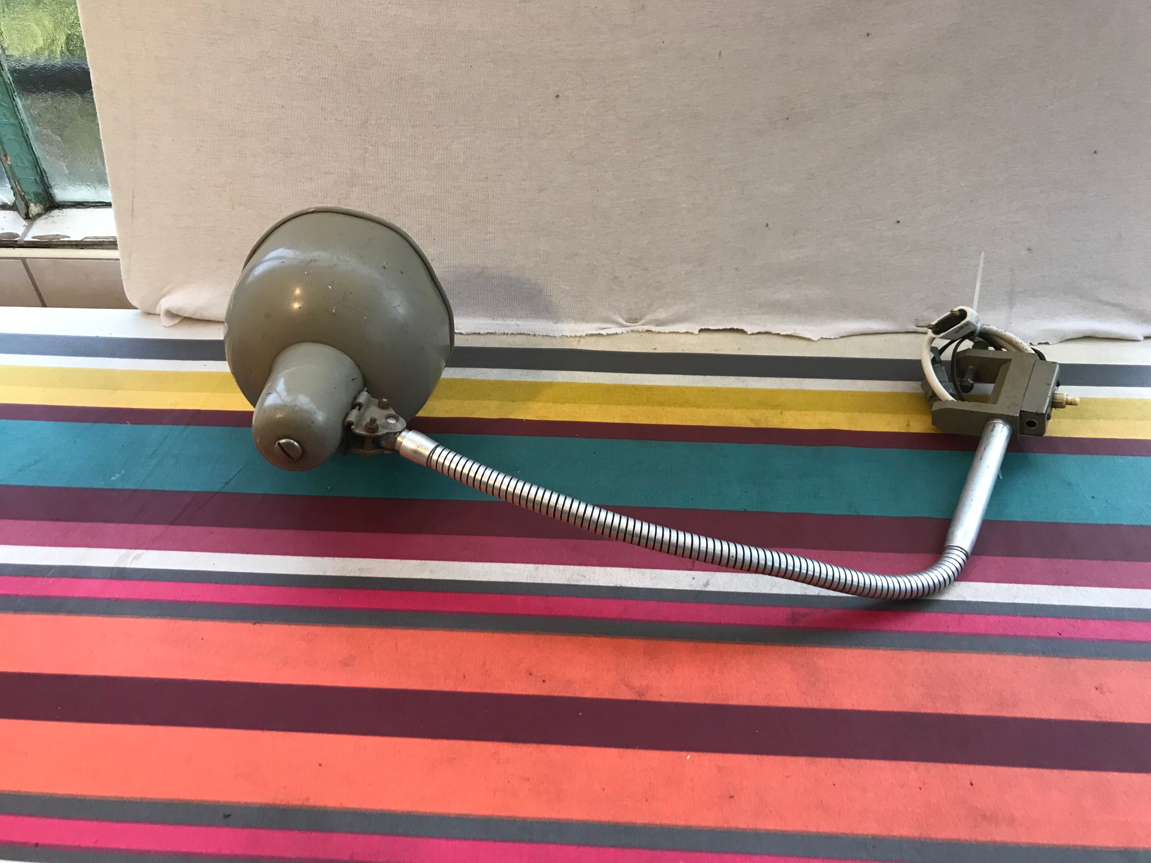 Flexible architect office lamp