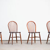 Série de 4 chaises scandinaves à dossier baton 1960