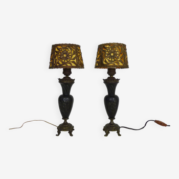 Pair of neoclassical style table lamps in regula. Early 20th century